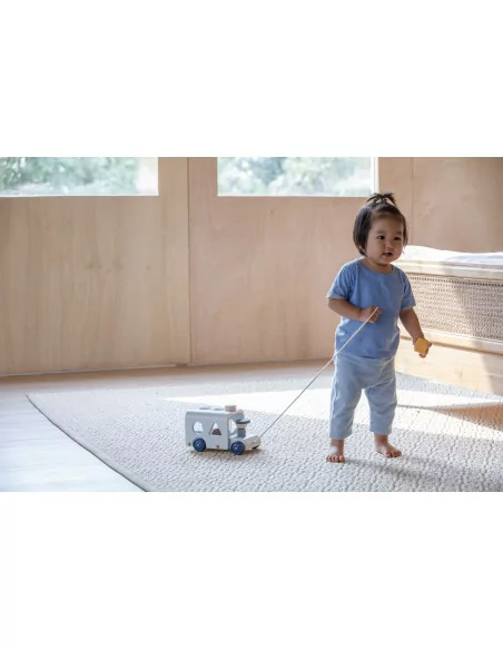 PlanToys Třídící autobus "Orchard"