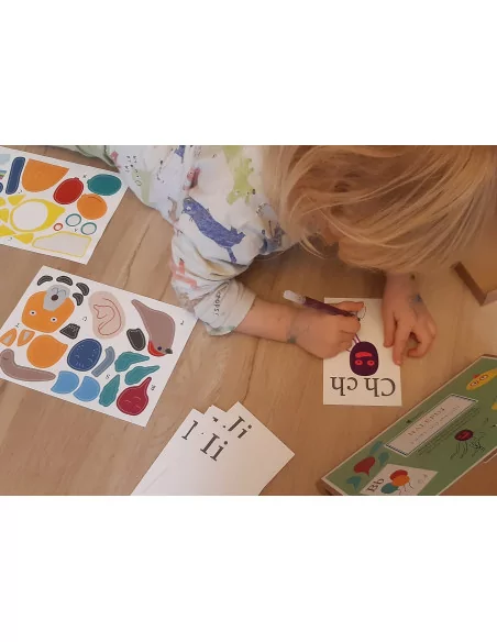 Poketo Nalepuj a dokresluj abecedu