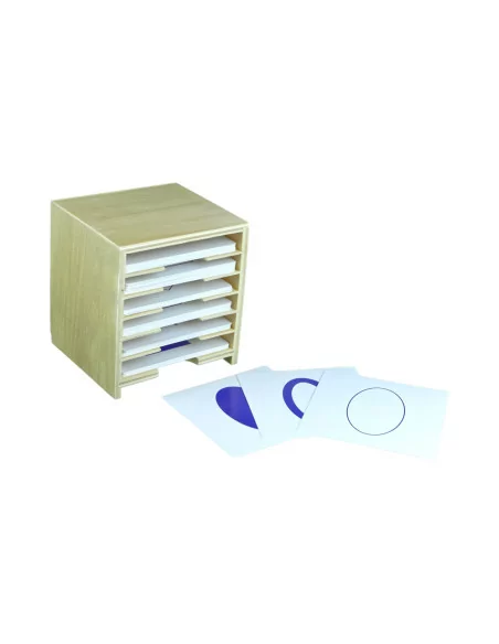 Moyo Montessori Komoda pro uložení geometrických karet