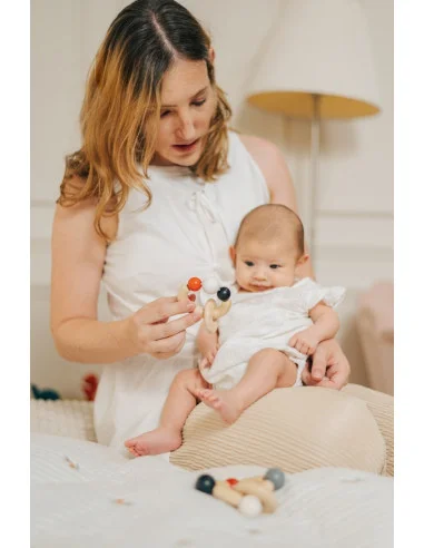 PlanToys Kontrastní chrastítko s korálky