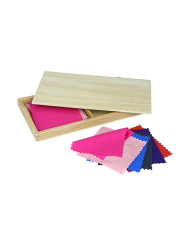 Montessori Krabička s látkami